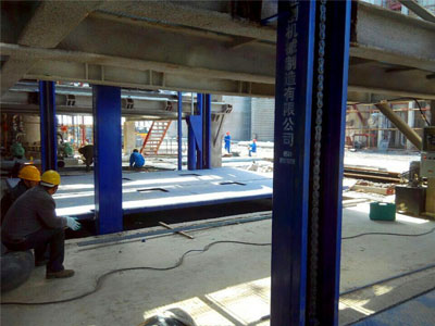 液壓升降平臺-汽車舉升機 液壓升降平臺-汽車舉升機