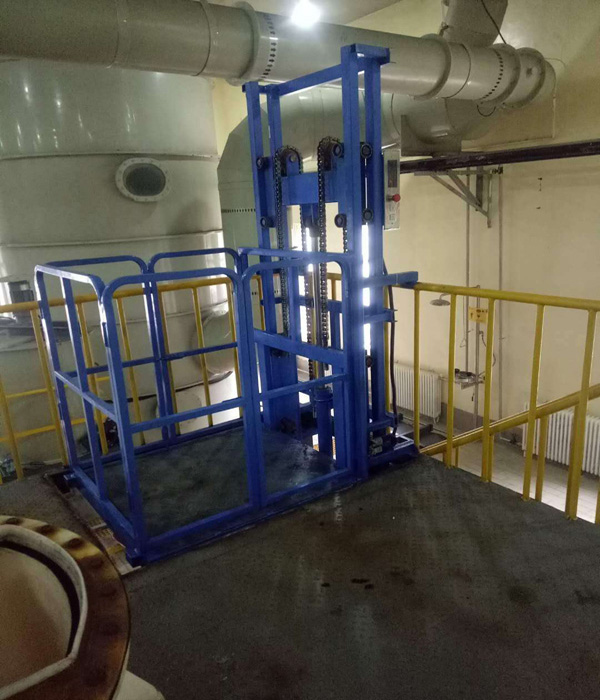 導軌式液壓升降貨梯 導軌式液壓升降貨梯