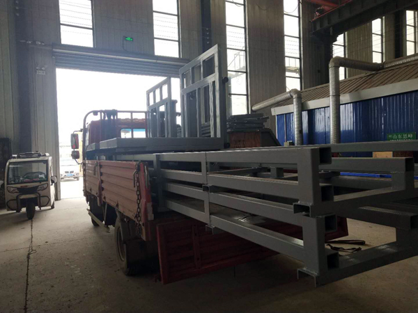 液壓升降機發貨 液壓升降機發貨